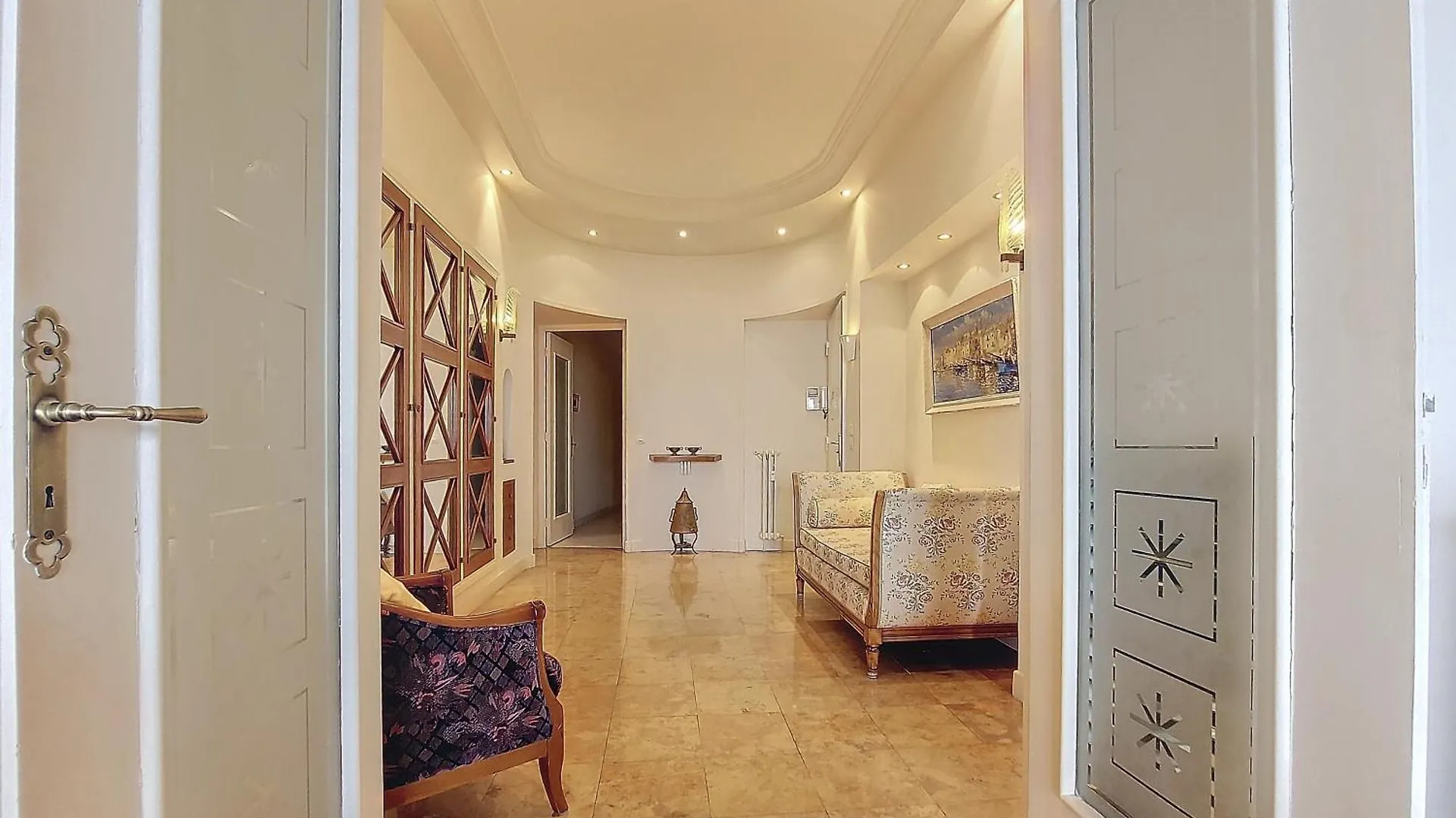 Nestor&Jeeves - Horizon Promenade - Central - Sea Front Nice 0*,